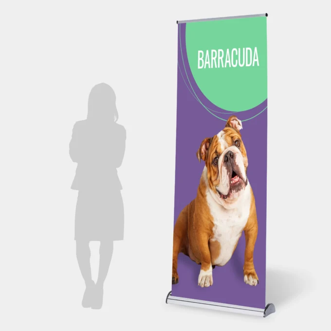 Rollup z reklamą z wizerunkiem buldoga i napisem BARRACUDA, wykonany jako przykładowa grafika dla agencji marketingowej